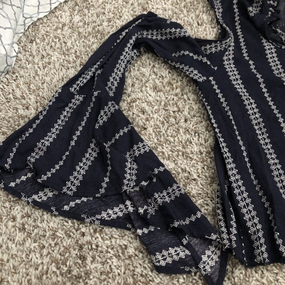 Fab’ Rik long sleeve cold shoulder tie waist blouse top Bell Sleeve Size Large - Picture 7 of 10